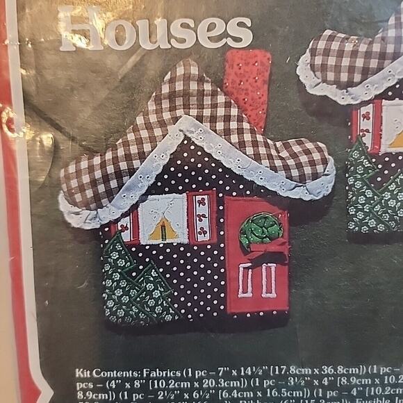 Vtg New Gingerbread House Ornament Kit Yours Truly 1981 Made In USA 6 Inches - Picture 3 of 5